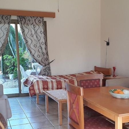 Natasha'S Apartments Pafos Dış mekan fotoğraf